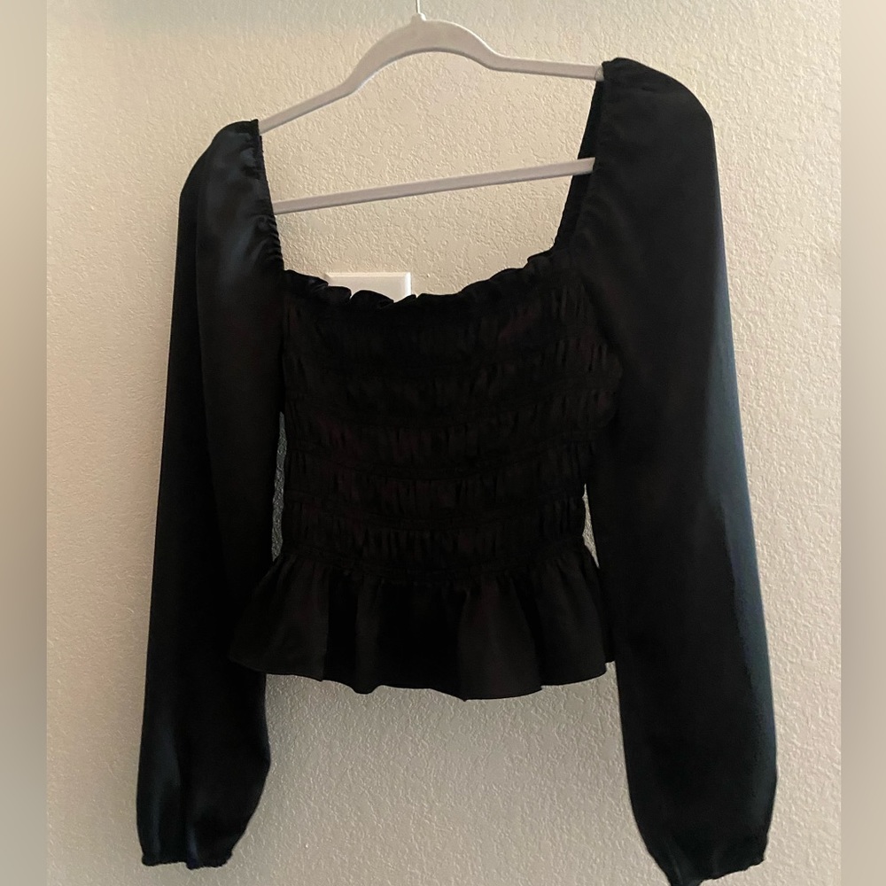 Cute Black Long-Sleeve Blouse